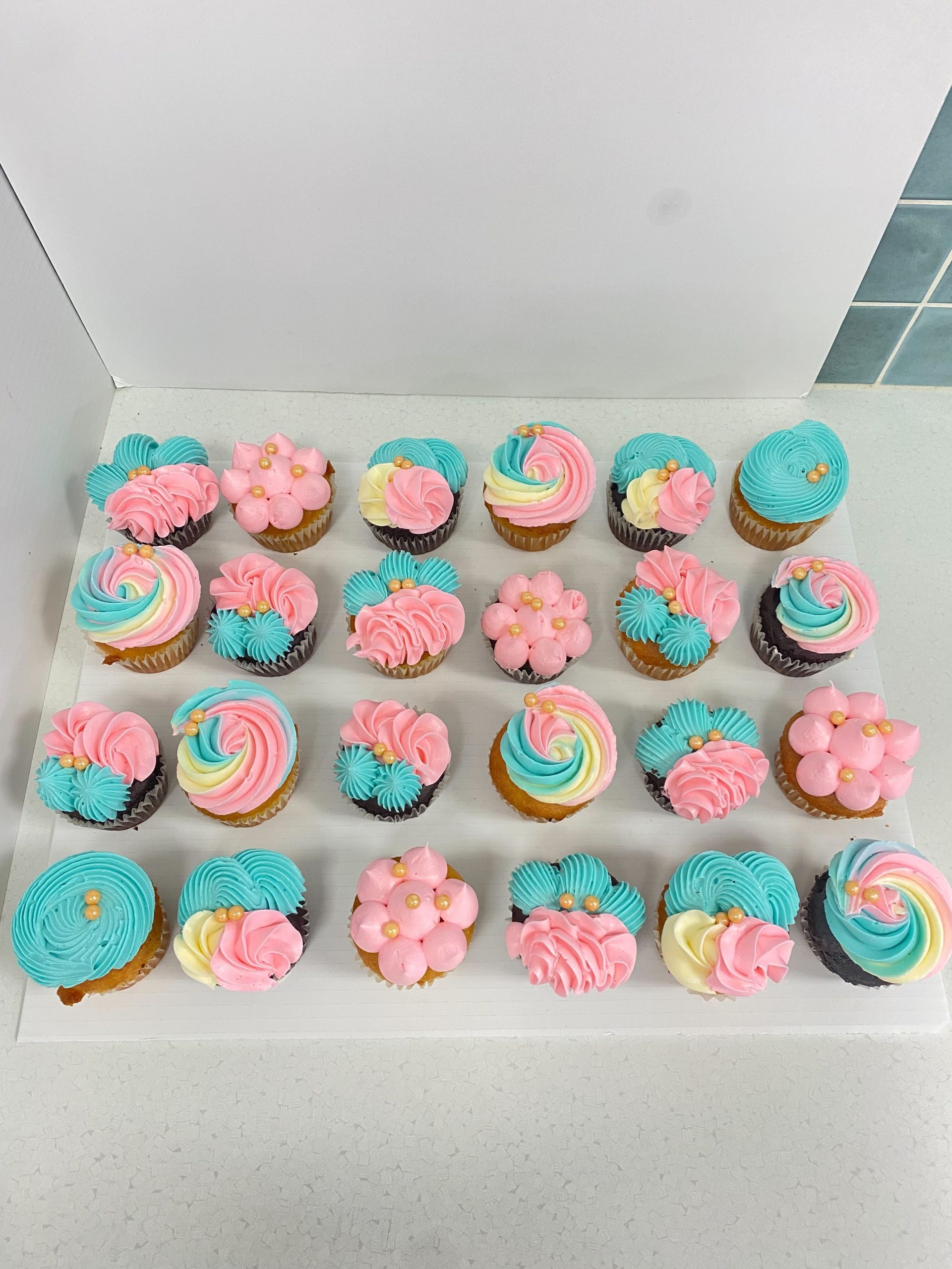 Cupcakes - Fancy 6 pack - Image 10